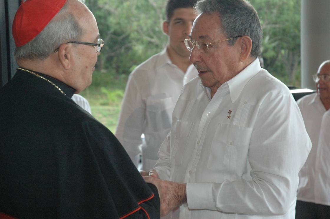 Cardenal Ortega y Ra� Castrol